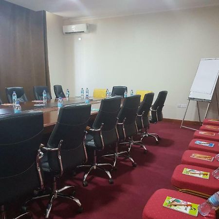 Nashera Hotel Dodoma Zewnętrze zdjęcie
