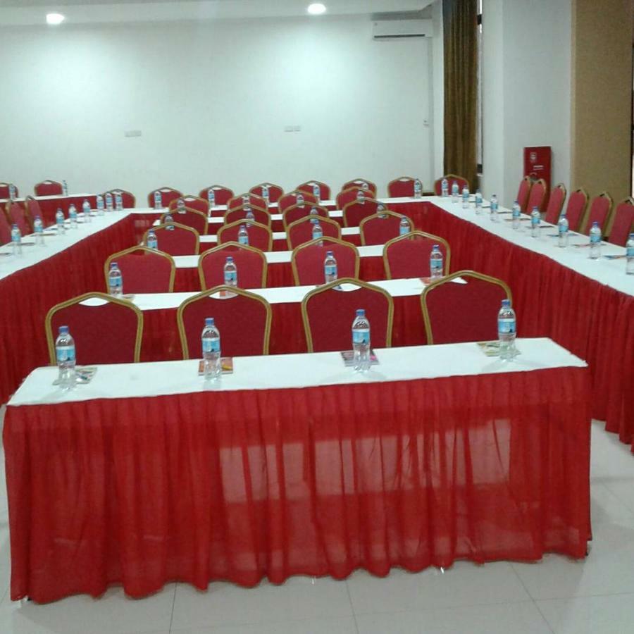 Nashera Hotel Dodoma Zewnętrze zdjęcie